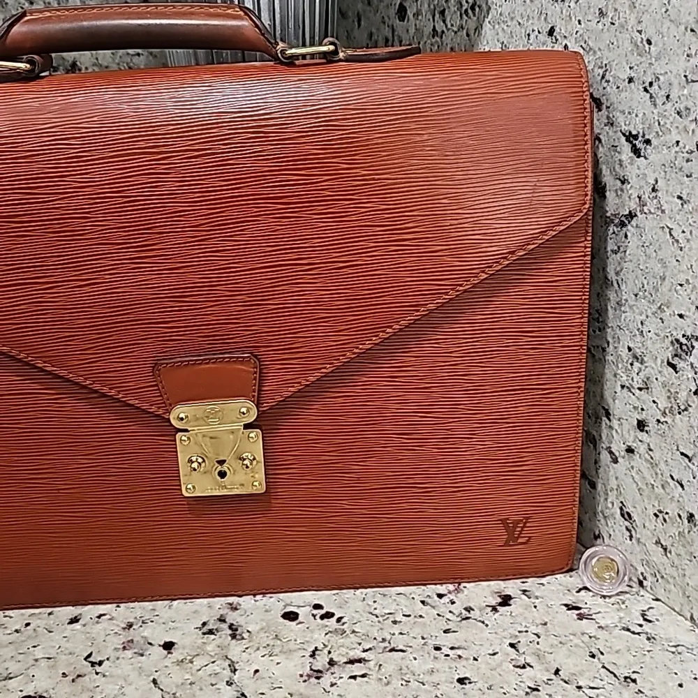 Louis Vuitton brown Epi leather briefcase 16x11x4 inches